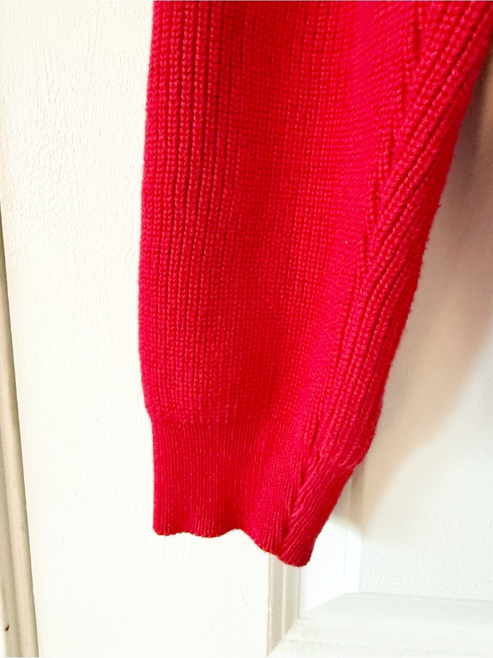 Lord Jeff Vintage 100% Fine Cotton Red Knit V-neck Sweater Medium Made In USA - Picture 3 of 6